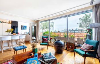 Dream Vision Holiday Home