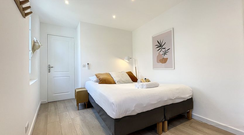 Photo of Antique Antibes