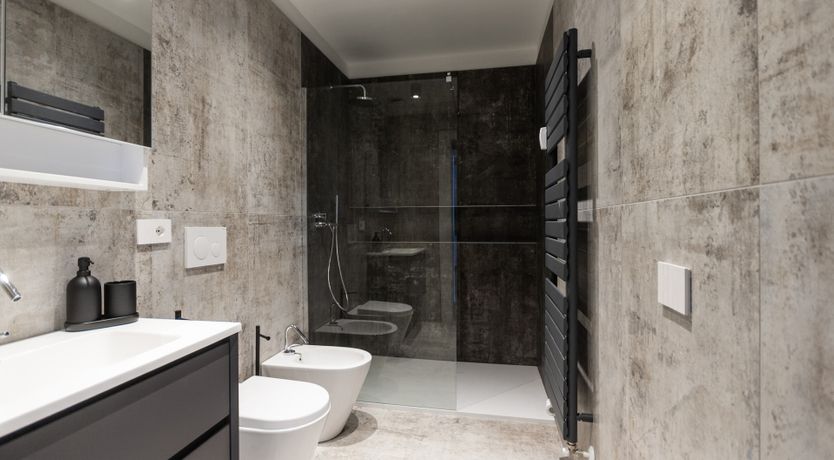 Photo of Milanese Echo