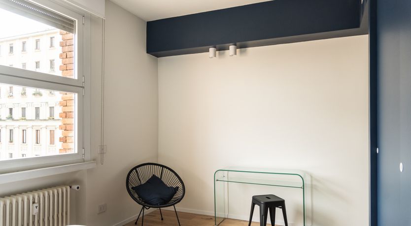 Photo of Milanese Echo