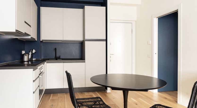 Photo of Milanese Echo