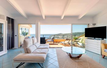 Sweet Horizon Holiday Home