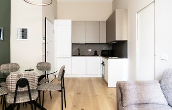 Vivid Milan Holiday Home