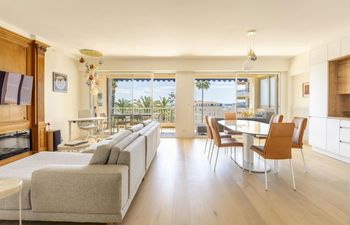 Mediterranean Gleam Holiday Home