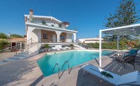 Photo of Sicilian Seaside Villa