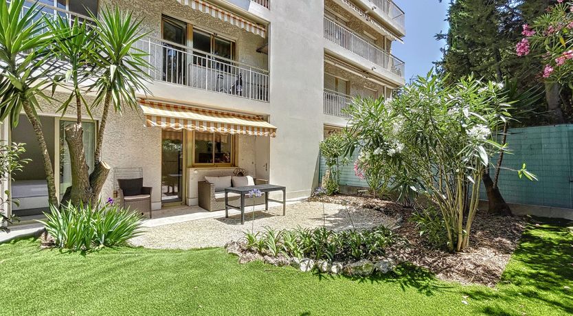 Photo of Riviera Days