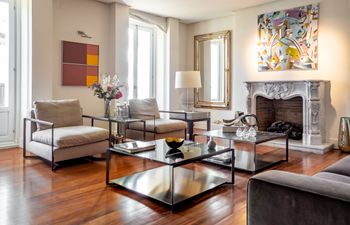 El Artista Holiday Home