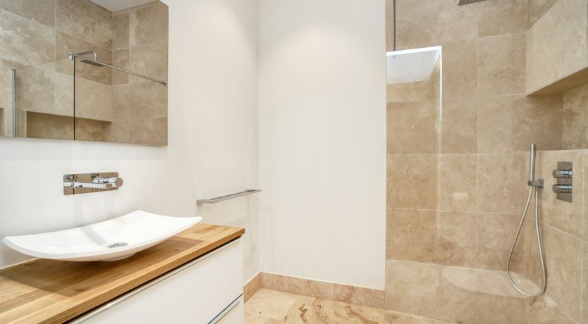 Photo of The Oak & Rose