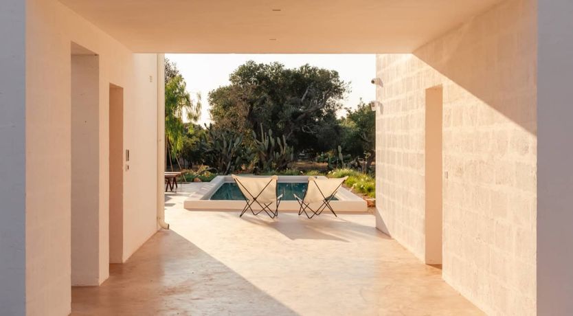 Photo of Lamia Light