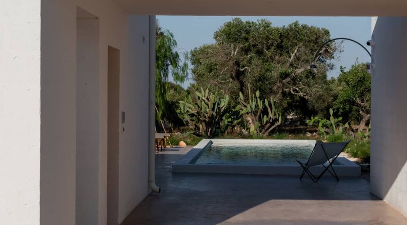 Photo of Lamia Light