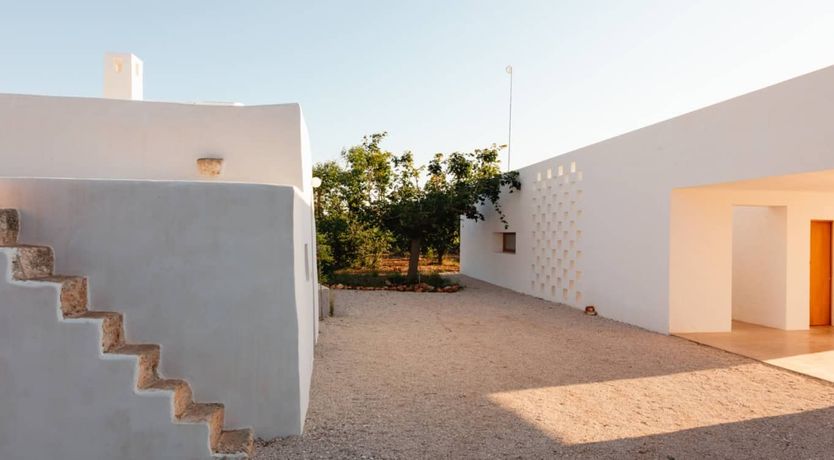 Photo of Lamia Light