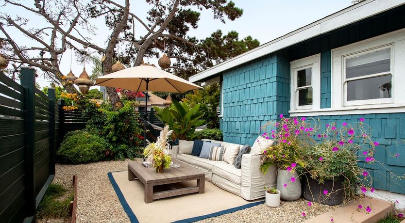 Photo of White Pebble