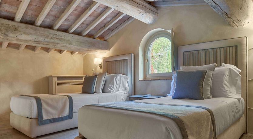 Photo of Wisteria & Wine