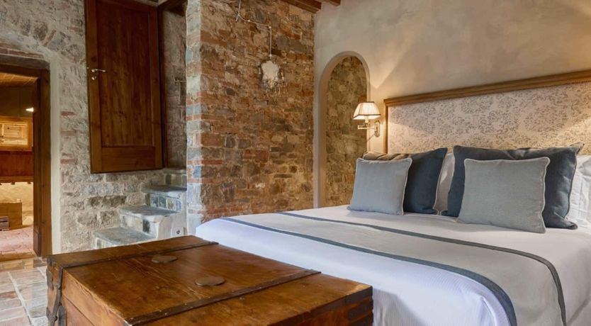 Photo of Wisteria & Wine