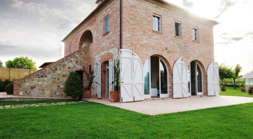 Photo of Sunflower Hill