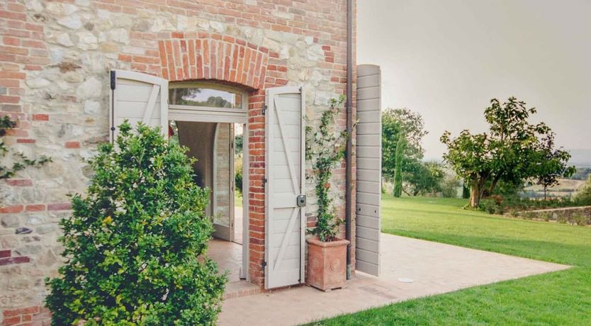 Photo of Sunflower Hill