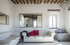 Photo of colonna-heights