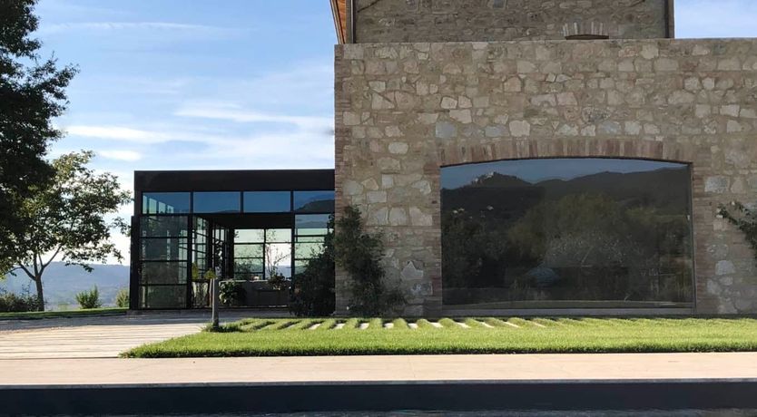 Photo of Majestic Veranda