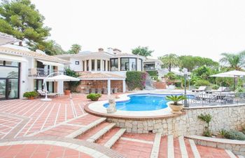 Valleria Holiday Home