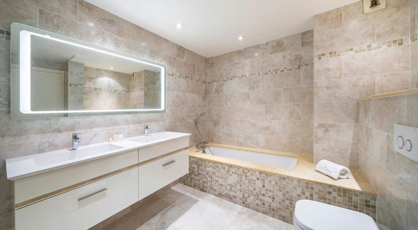 Photo of Côte D'Azur Colours