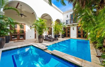Family Fortress Holiday Home