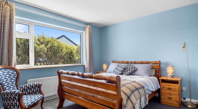 Photo of Hughs Cottage Sea Lake Views to Steal Your Heart