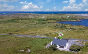 Photo of Hugh’s Cottage: Sea & Lake Views to Steal Your Heart