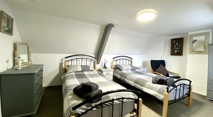 Photo of 3 Bed in Appledore