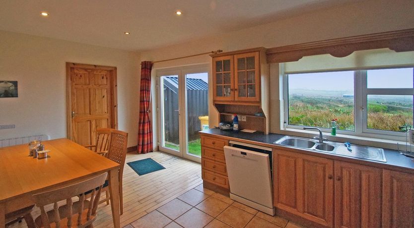 Photo of 4 Bed in Achill