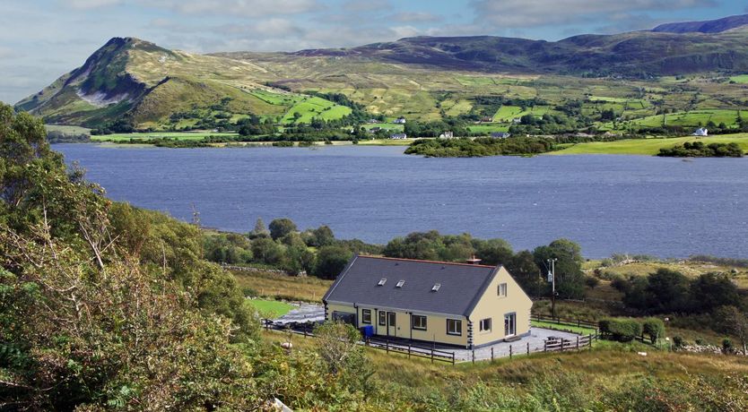 Photo of 6 Bed in Clonbur