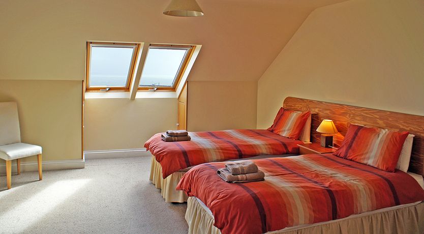 Photo of 4 Bed in Inch