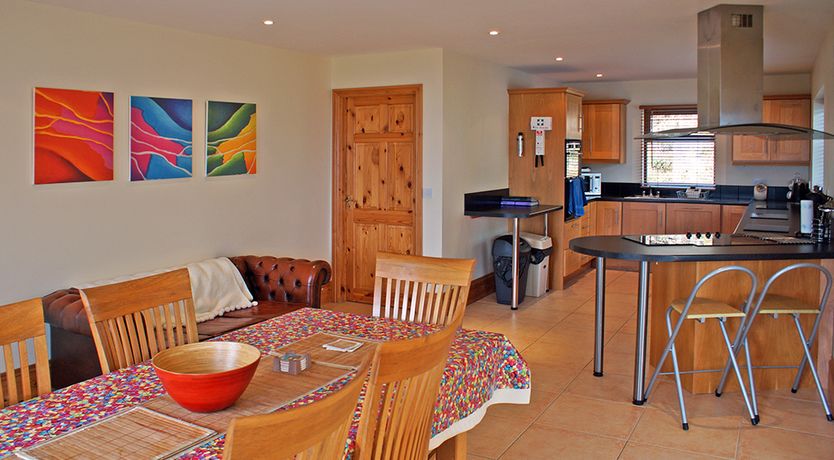 Photo of 4 Bed in Inch