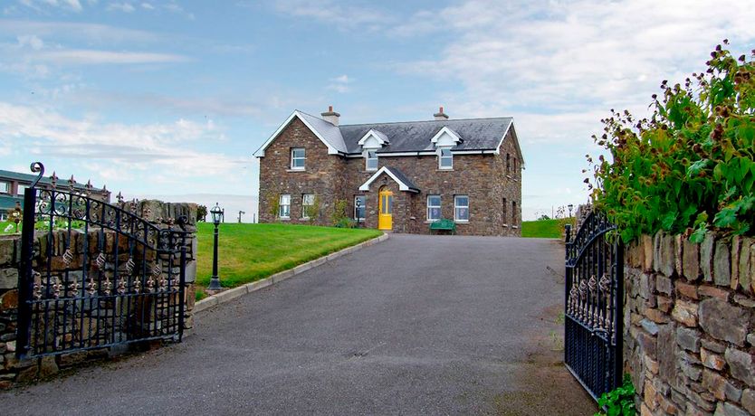Photo of 4 Bed in Aghabullogue