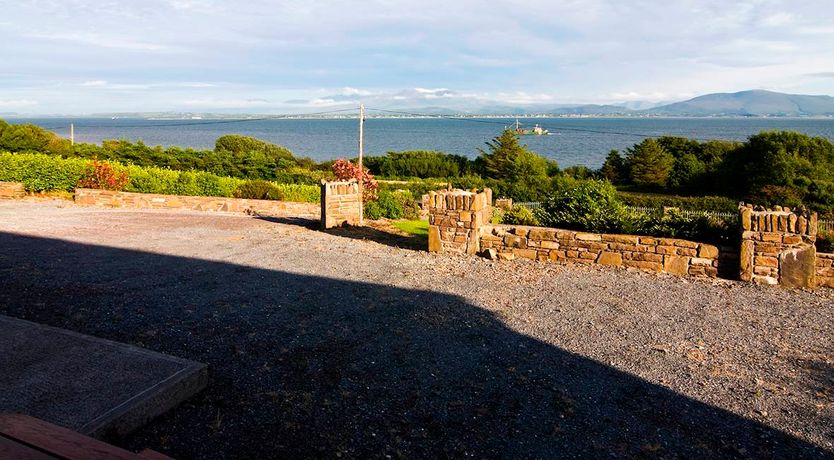 Photo of 4 Bed in Inch