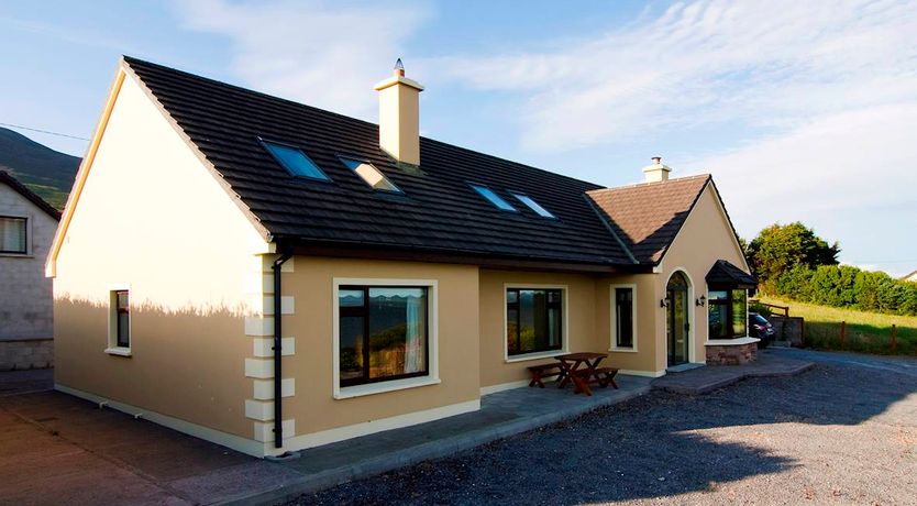 Photo of 4 Bed in Inch