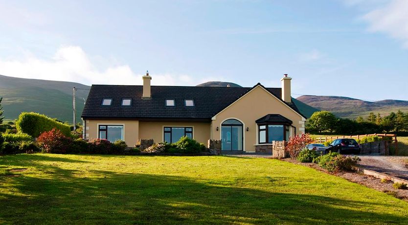 Photo of 4 Bed in Inch
