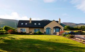 Photo of 4 Bed in Inch