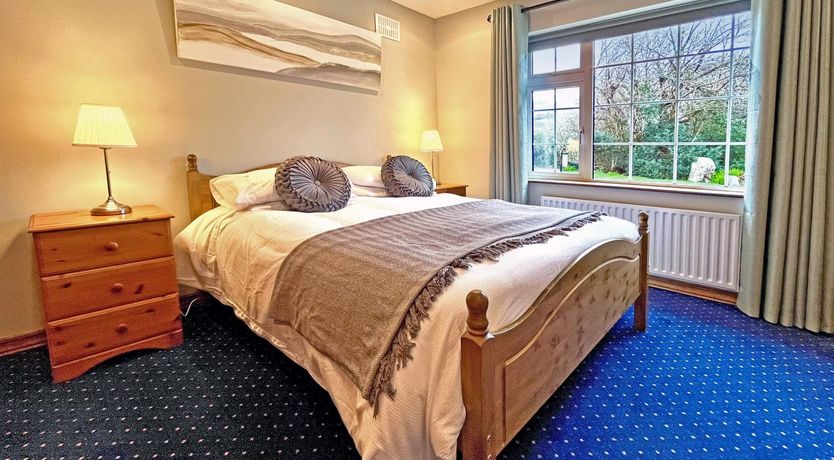 Photo of 3 Bed in Glenbeigh