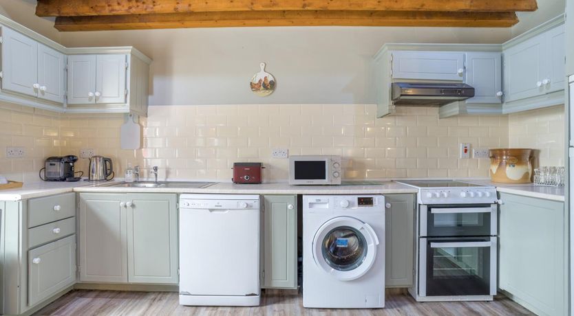 Photo of 2 Bed in Wellingtonbridge