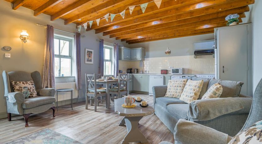 Photo of 2 Bed in Wellingtonbridge