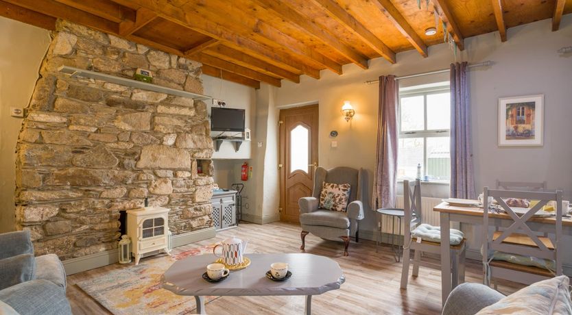 Photo of 2 Bed in Wellingtonbridge