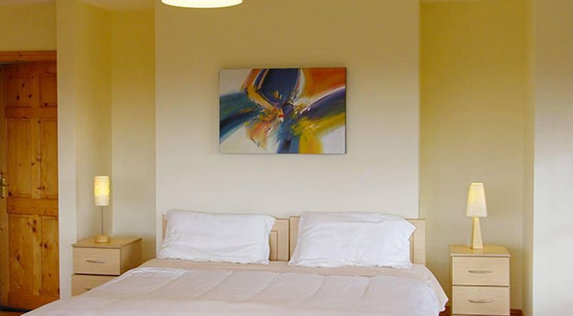 Photo of 3 Bed in Waterville