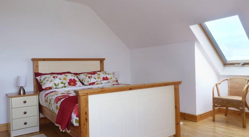 Photo of 5 Bed in Belmullet