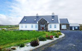 Photo of 5 Bed in Belmullet