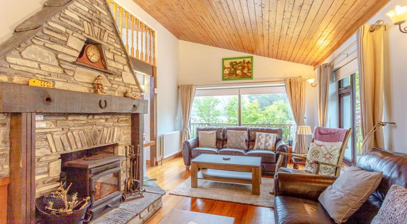 Photo of 4 Bed in Ardgroom