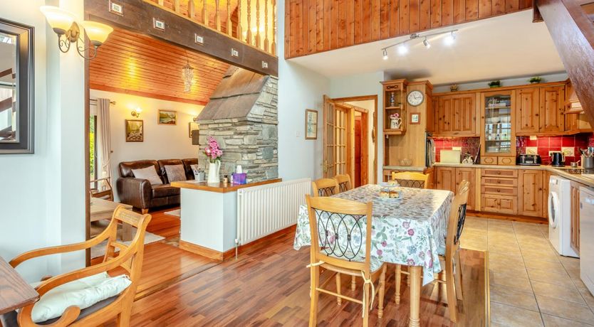 Photo of 4 Bed in Ardgroom