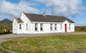 Photo of 3 Bed in Achill Island