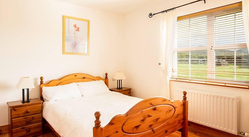 Photo of 4 Bed in Ballydavid