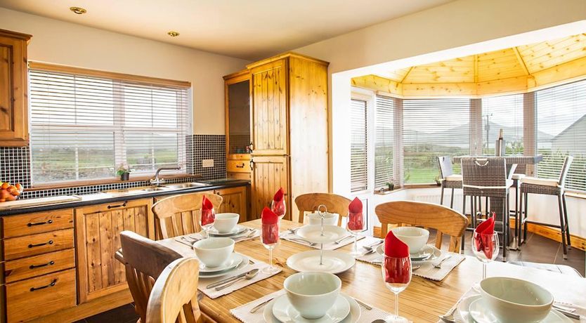 Photo of 4 Bed in Ballydavid