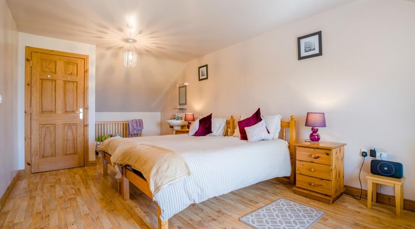 Photo of 4 Bed in Cushendun